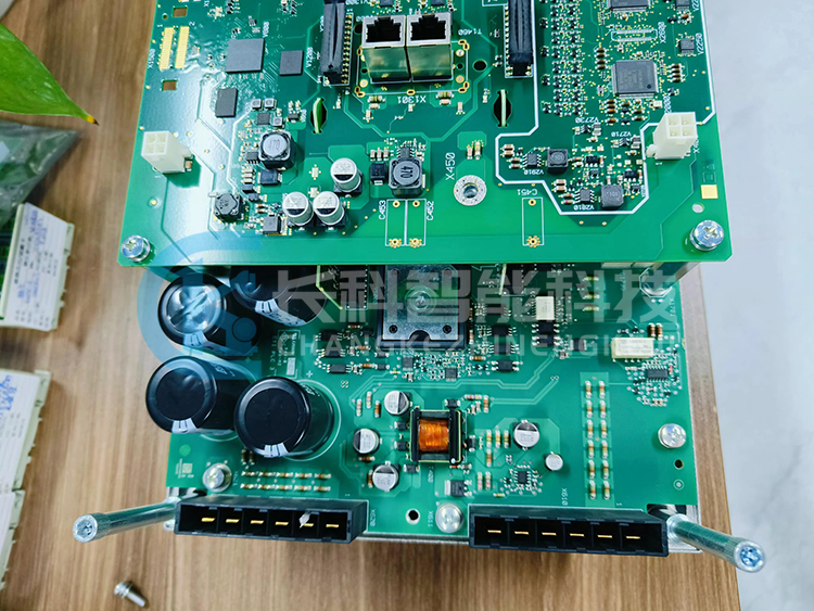 維修庫(kù)卡C4驅(qū)動(dòng)電源KPP600-20-3x20 00245213 維修庫(kù)卡C4驅(qū)動(dòng)電源KPP600-20-3x20 00245213