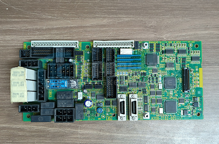 發(fā)那科機(jī)器人IO通訊板A20B-2102-0050/05F 發(fā)那科機(jī)器人IO通訊板A20B-2102-0050/05F