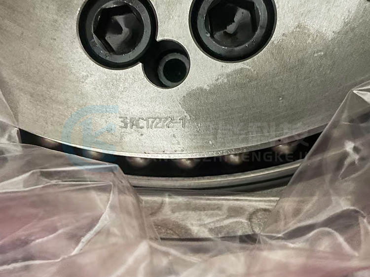 ABB機(jī)器人IRB7600二軸減速機(jī)3HAC17272-1